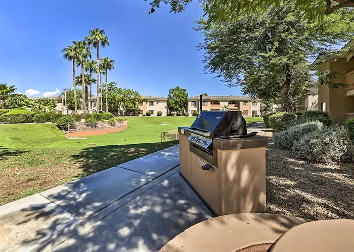 3 Mi To Camelback Ranch: W/ Pool Access *