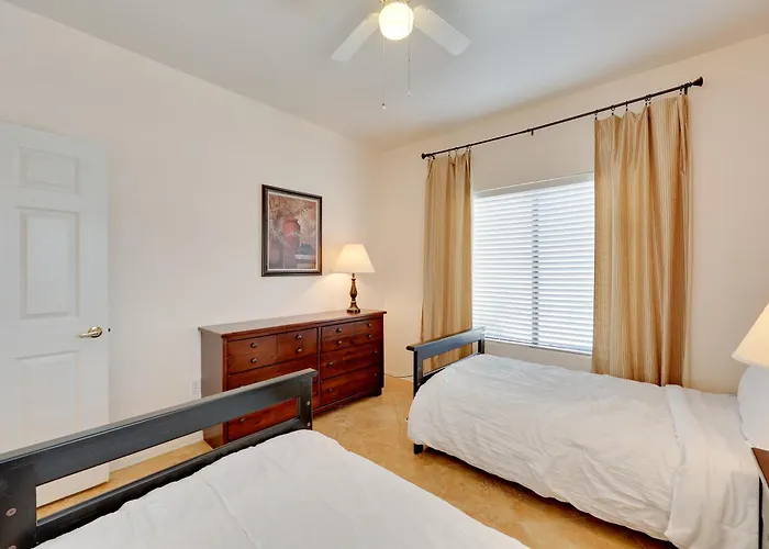 Holiday home 3 Mi To Camelback Ranch: W/ Pool Access *