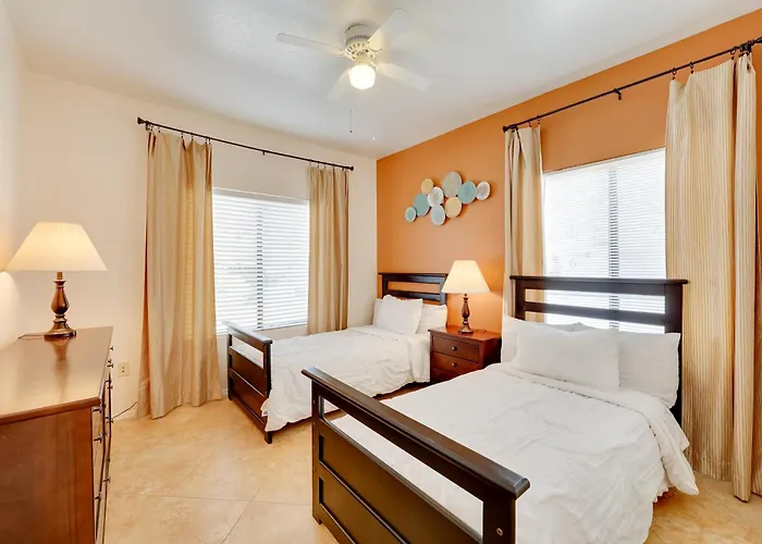 3 Mi To Camelback Ranch: W/ Pool Access Holiday home Phoenix