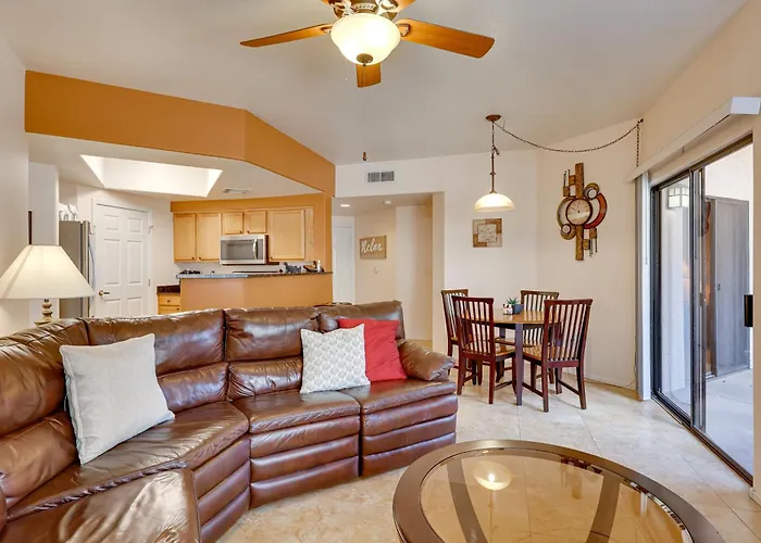 3 Mi To Camelback Ranch: W/ Pool Access Phoenix