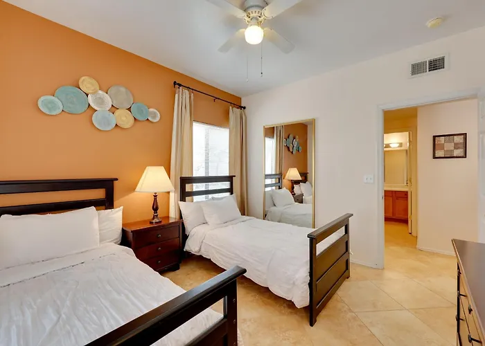 Holiday home 3 Mi To Camelback Ranch: W/ Pool Access Phoenix