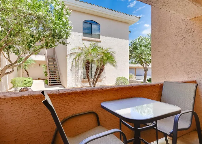 Holiday home 3 Mi To Camelback Ranch: W/ Pool Access