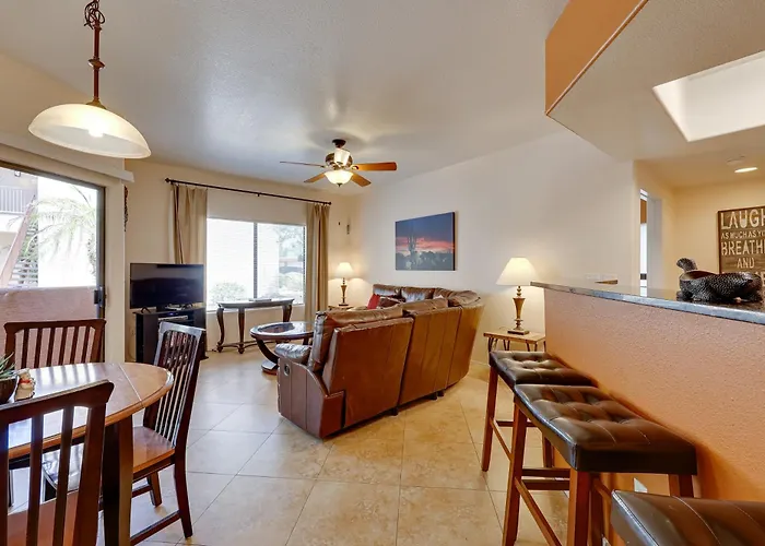 3 Mi To Camelback Ranch: W/ Pool Access Holiday home *
